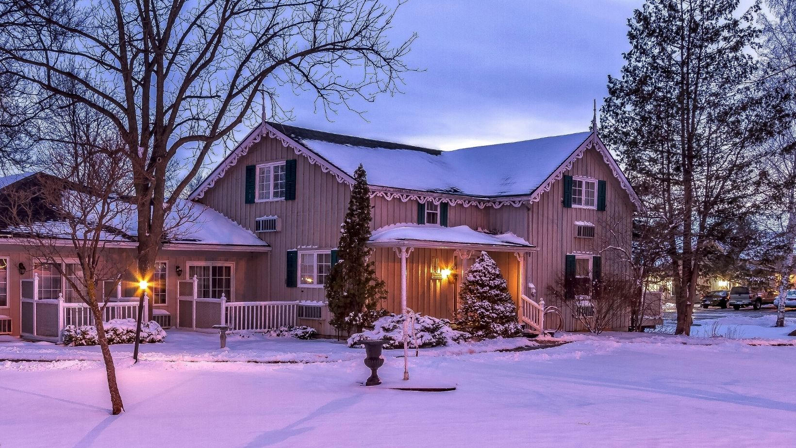 Photo of Waring House in the Winter